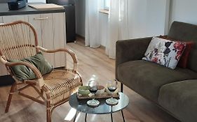 Chez Simone - Charming Cottage - Ideal For 6 People